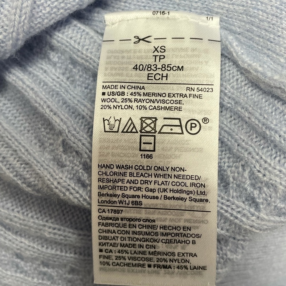 Banana Republic Blue Cable Knit XS Merino Cashmere - Picture 5 of 6